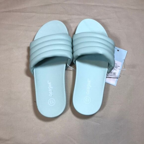 Cat & Jack Youth Slides Size 13 Sandals - Picture 1 of 3
